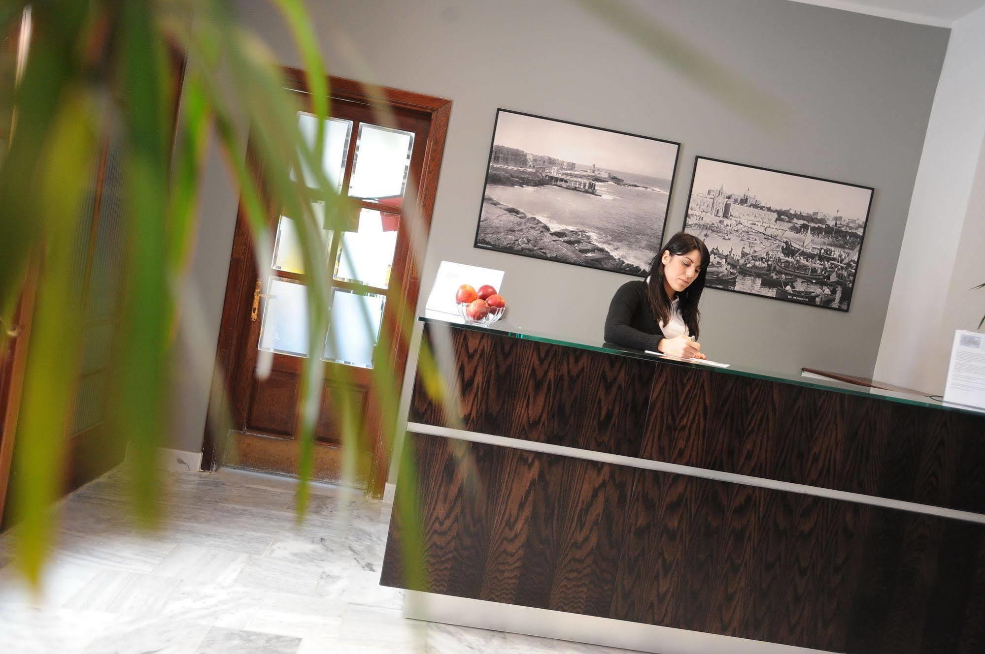 Astra Hotel Sliema Exterior foto